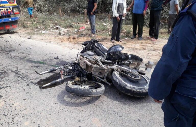 नवलपुरमा मोटरसाइकल दुर्घटनामा एकको मृत्यु