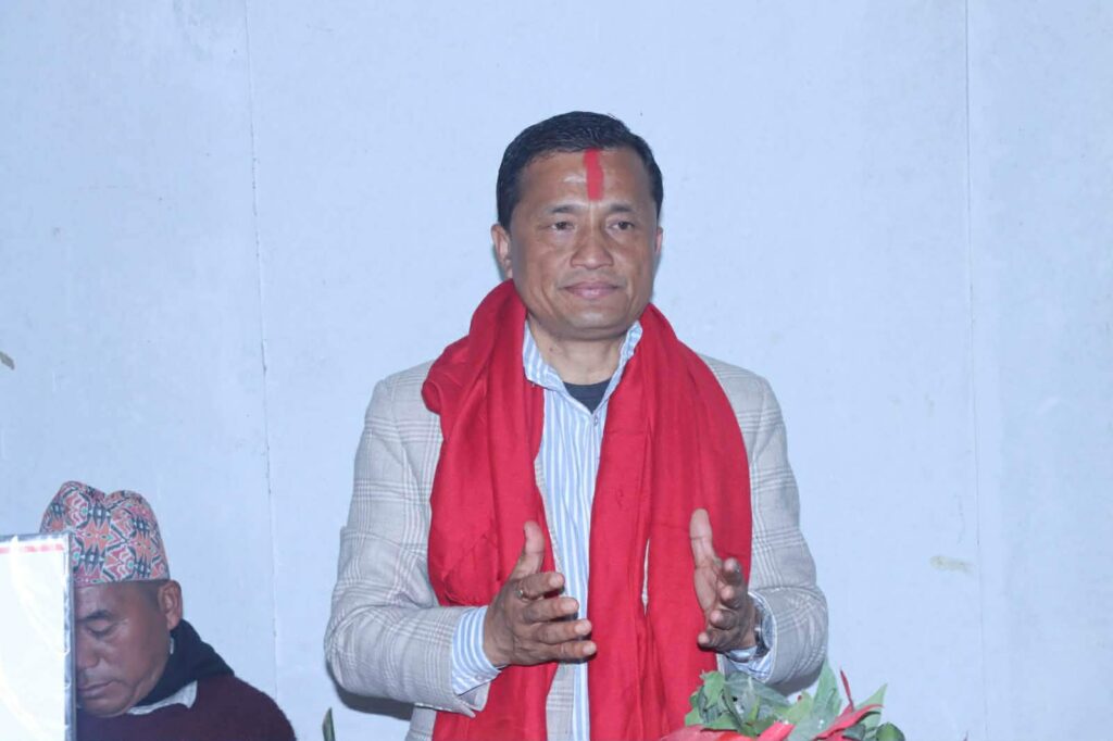 नदी कटान र मध्यवर्तीको समस्या दीर्घकालीन समाधान गर्ने घर्तीको प्रतिबद्धता ।