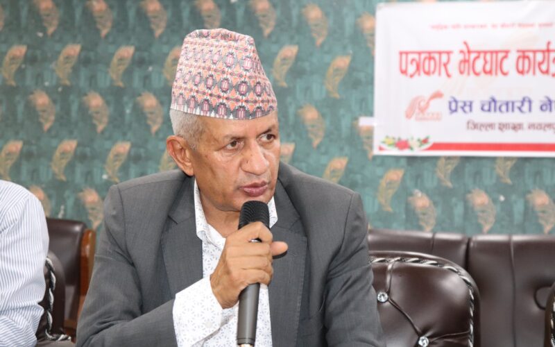 केपी ओलीको विकल्प खोज्ने वेला भएको छैन ः प्रदीप ज्ञवलाी ।